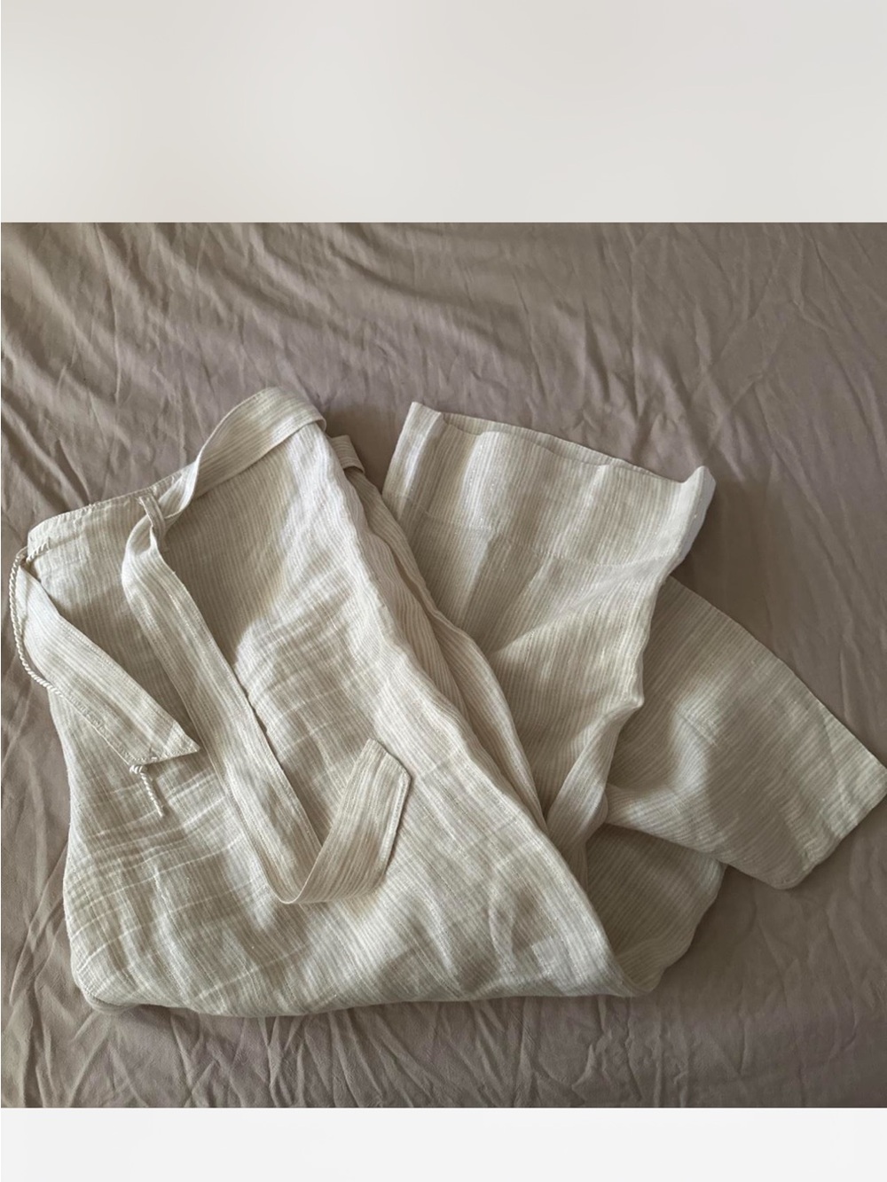 White House Black Market Cream Wide-Leg Pants